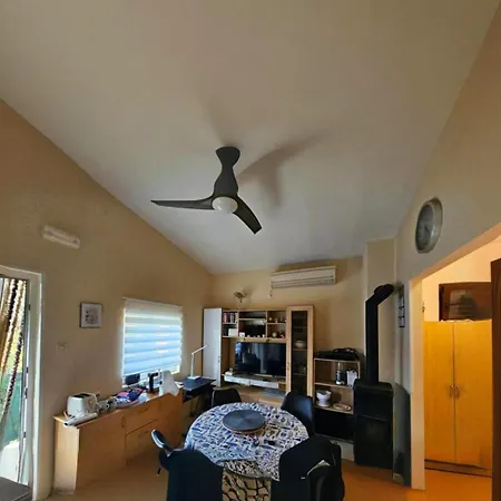 Zdenka Apartament Rovanjska