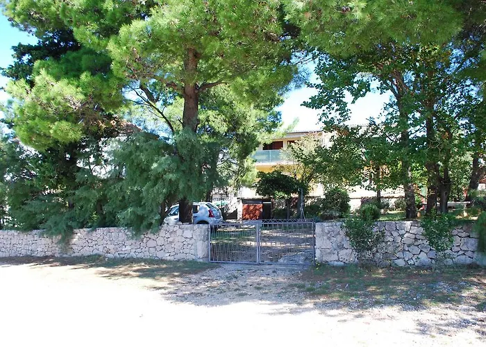 아파트 Zdenka 로바니스카